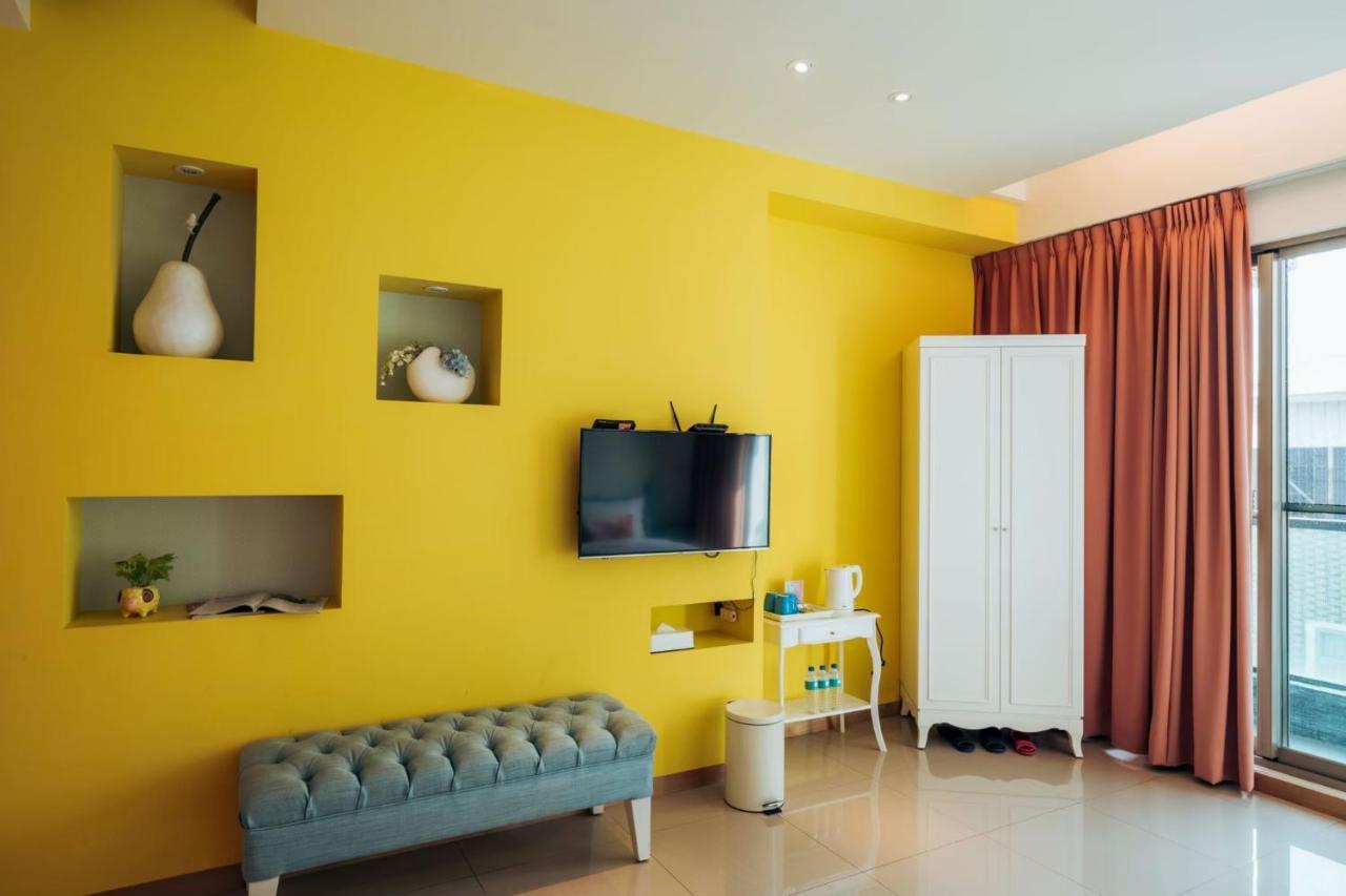 Elsa House Hotel Tainan Exterior photo
