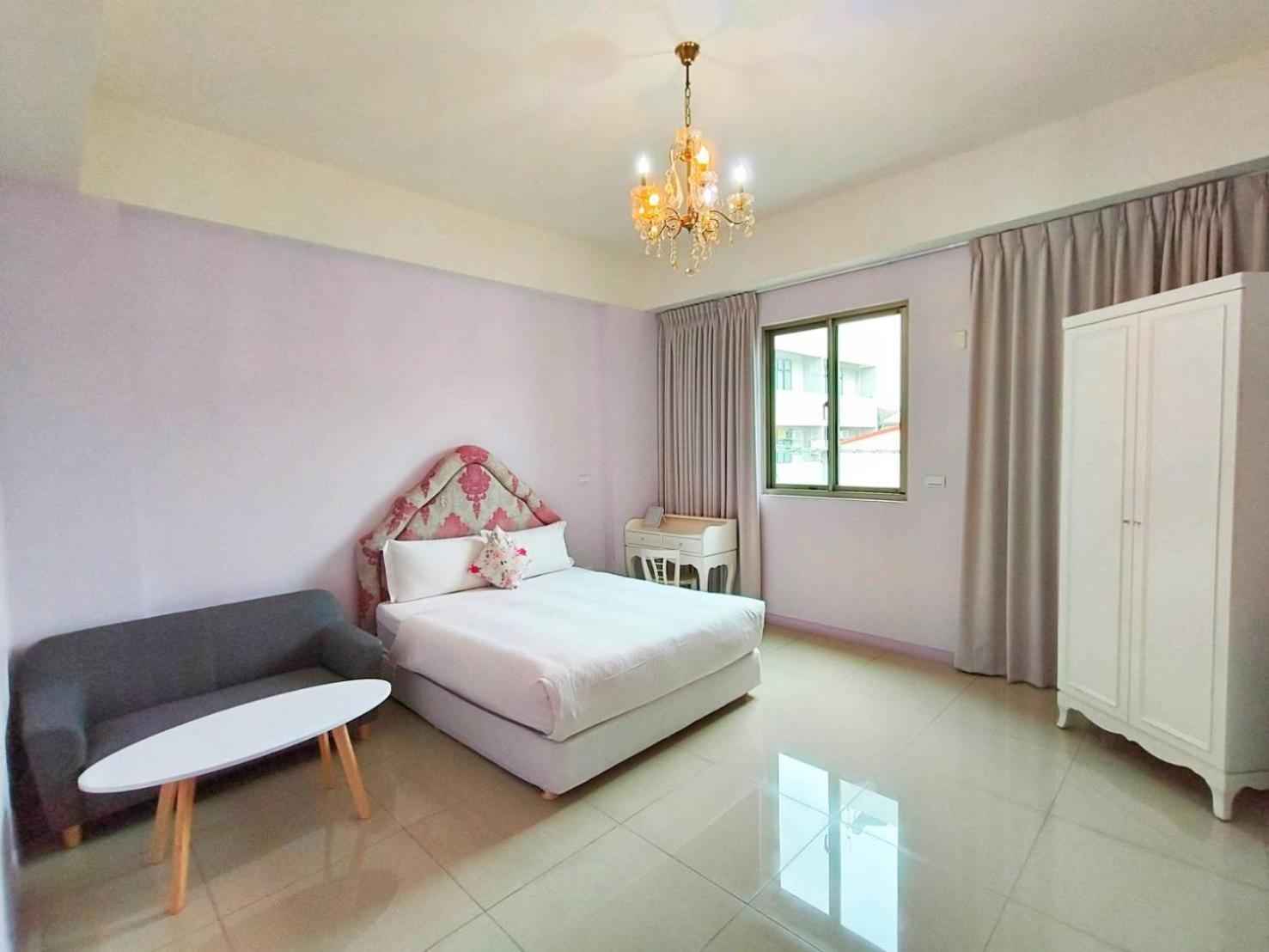 Elsa House Hotel Tainan Exterior photo