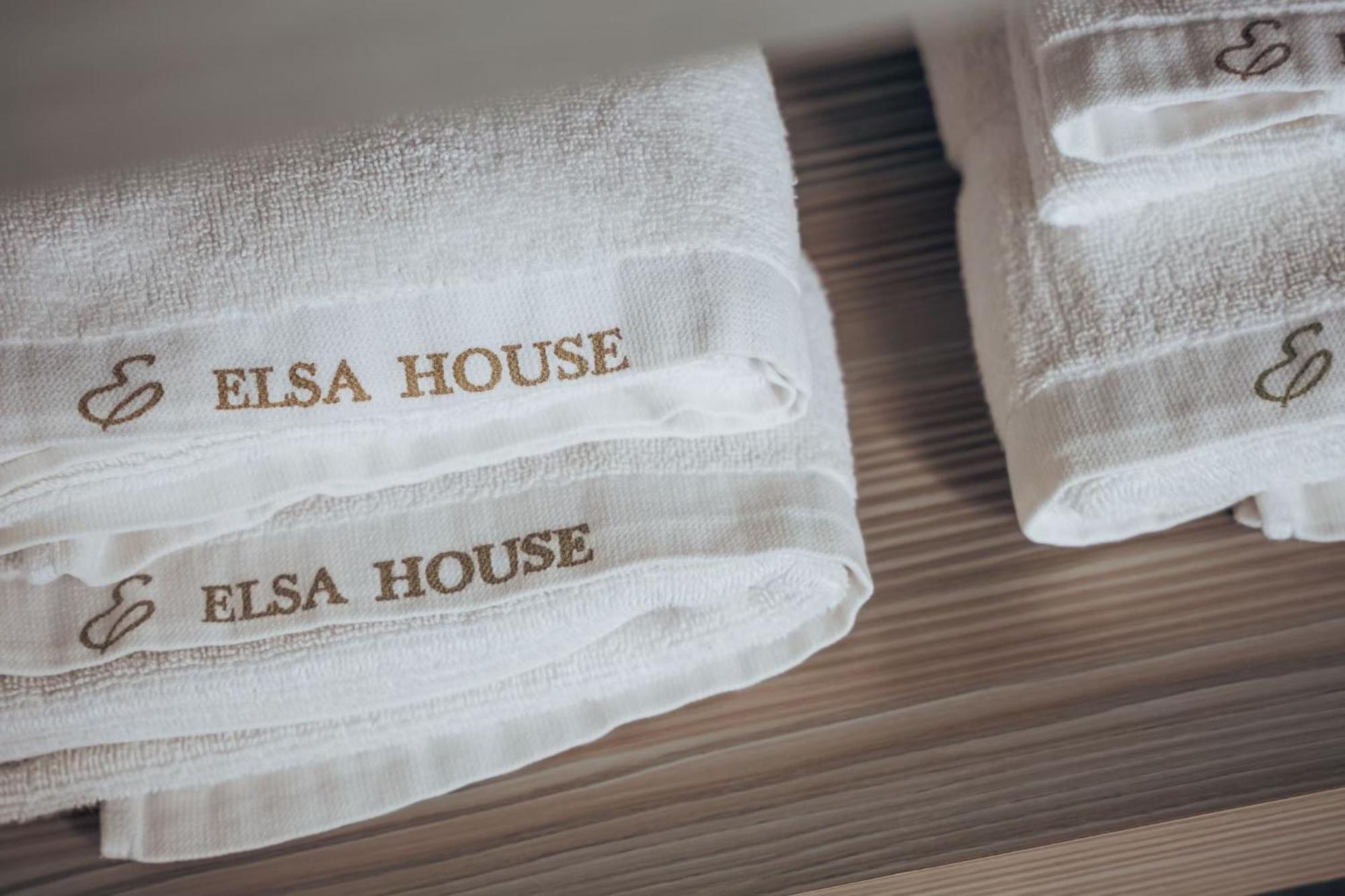 Elsa House Hotel Tainan Exterior photo
