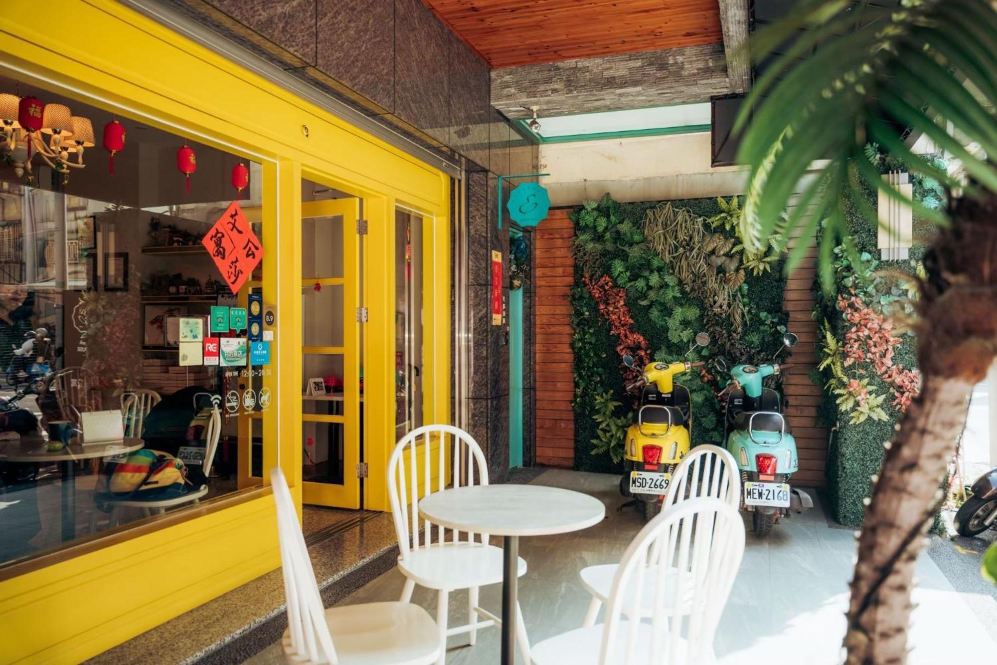 Elsa House Hotel Tainan Exterior photo
